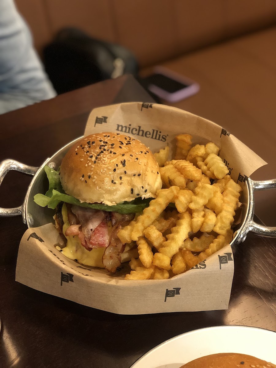 Michellis Burger-10